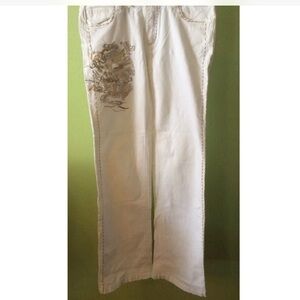 Mur Mur Anthropologie Stitched Trim Embroidered Dragon Ivory Cotton